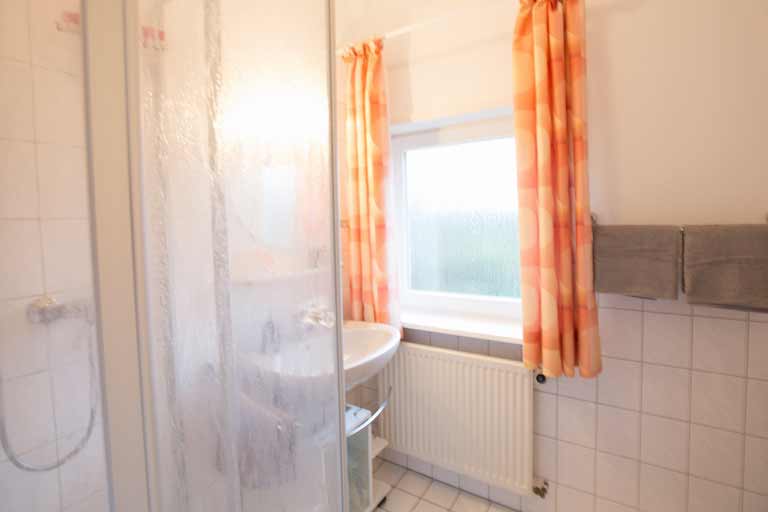 Altes Land Ferienwohnung Badezimmer
